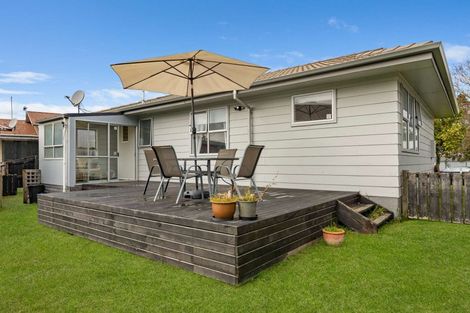 Photo of property in 10 Adam Place, Mangakakahi, Rotorua, 3015