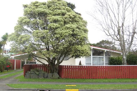 Photo of property in 9 Gardenia Avenue, Bell Block, New Plymouth, 4312