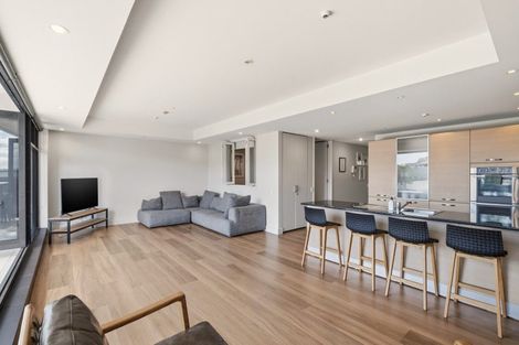 Photo of property in 314 Maunganui Road, Mount Maunganui, 3116