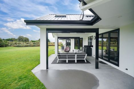 Photo of property in 171 Dunns Road, Otatara, Invercargill, 9879