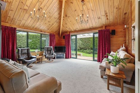 Photo of property in 19 The Masthead, Whitby, Porirua, 5024