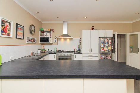 Photo of property in 37 Connolly Street, Boulcott, Lower Hutt, 5010