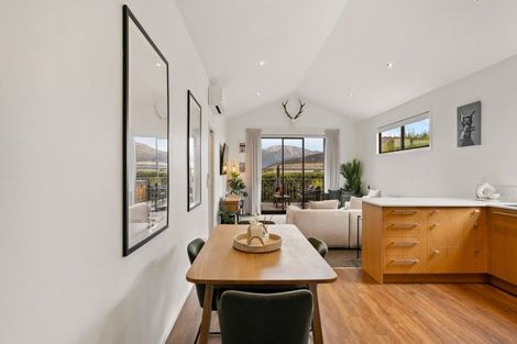 Photo of property in 5 Glenelg Lane, Jacks Point, 9371