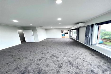 Photo of property in 1/117 Golf Road, New Lynn, Auckland, 0600