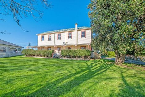Photo of property in 14 Nelson Street, Helensville, 0800