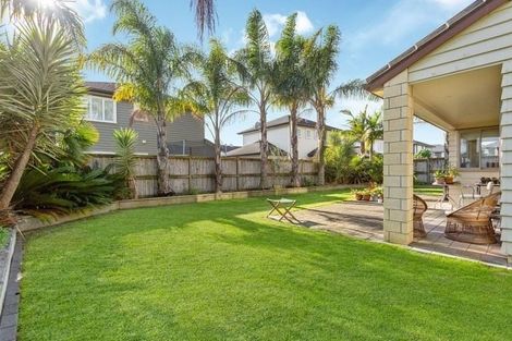 Photo of property in 13 Wawatai Drive, Karaka, Papakura, 2113