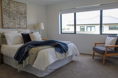 Photo of property in 9 Pepene Avenue, Takanini, 2112