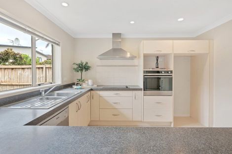Photo of property in 24 Birchlands Road, Flat Bush, Auckland, 2019