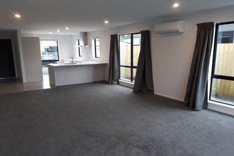 Photo of property in 16 Perendale Street, Belfast, Christchurch, 8051