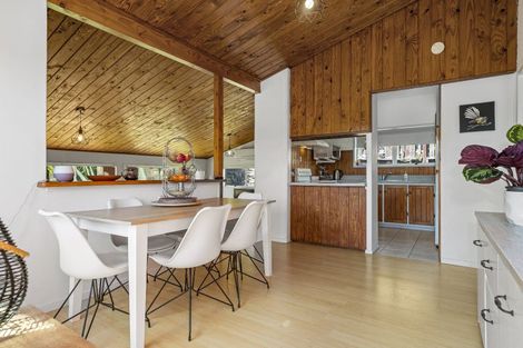 Photo of property in 24 Cumberland Crescent, Welcome Bay, Tauranga, 3112