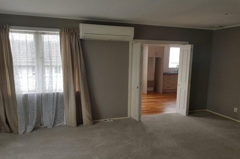 Photo of property in 7 Larissa Avenue, Henderson, Auckland, 0610