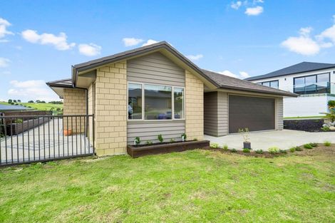 Photo of property in 37 Discovery Drive, Gulf Harbour, Whangaparaoa, 0930