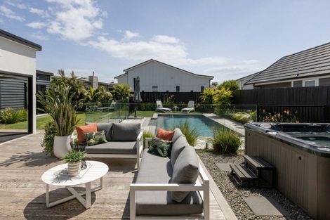 Photo of property in 15 Cassinia Close, Papamoa Beach, Papamoa, 3118