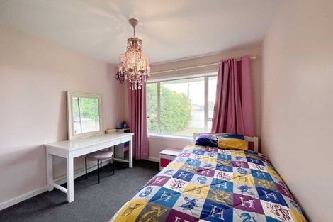 Photo of property in 84 Gilberthorpes Road, Hei Hei, Christchurch, 8042