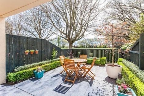 Photo of property in 3/17 Devon Street, Sydenham, Christchurch, 8023