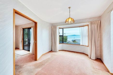 Photo of property in 2/30 Manly Esplanade, Browns Bay, Auckland, 0630