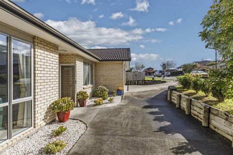 Photo of property in 5 Northbrook Close, Greenhithe, Auckland, 0632