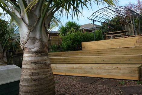 Photo of property in 4 Shannon Place, Torbay, Auckland, 0630