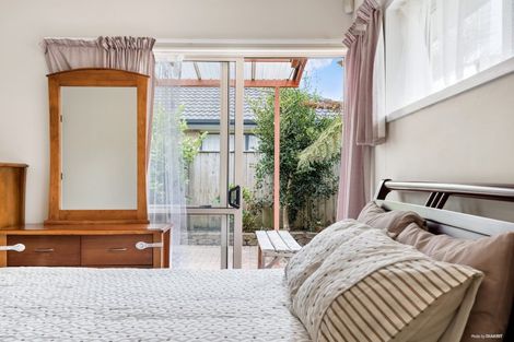 Photo of property in 66 Sandwick Drive, Weymouth, Auckland, 2103