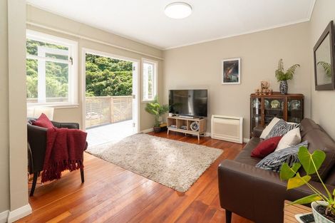 Photo of property in 489 Ohiro Road, Brooklyn, Wellington, 6021