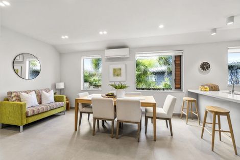 Photo of property in 39 Williamson Avenue, Belmont, Auckland, 0622