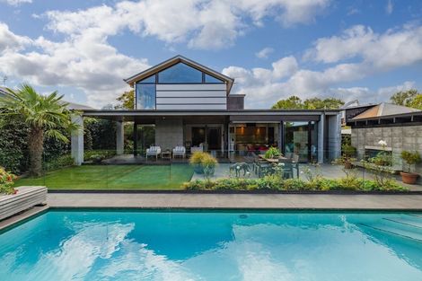 Photo of property in 69 Hartley Avenue, Strowan, Christchurch, 8052