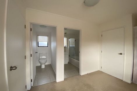 Photo of property in 2/90 Nile Road, Milford, Auckland, 0620