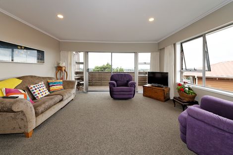 Photo of property in 5/60 West Coast Road, Glen Eden, Auckland, 0602