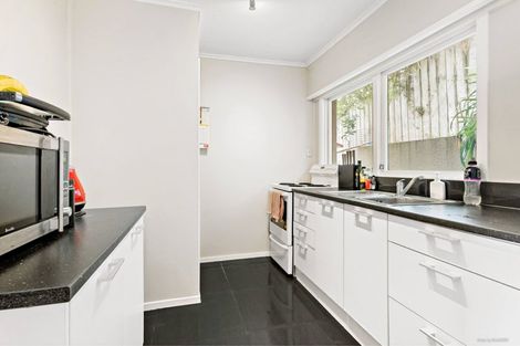 Photo of property in 1/8 Alexander Avenue, Torbay, Auckland, 0630