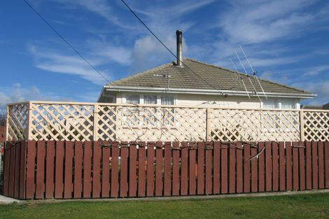 Photo of property in 30 Collins Crescent, Feilding, 4702