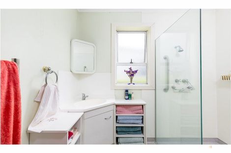 Photo of property in 108 Shearman Street, Waimate, 7924