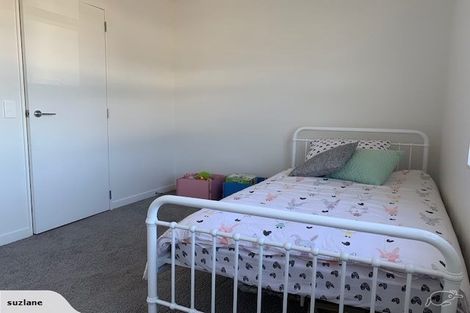 Photo of property in 2/2 Stone Street, Miramar, Wellington, 6022