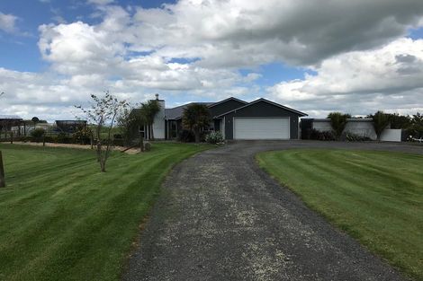 Photo of property in 116 Cemetery Road, Sanson, Palmerston North, 4479