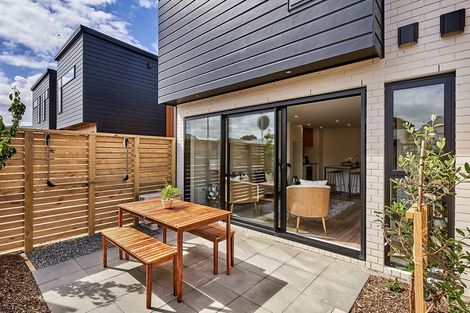 Photo of property in 3/90 Knights Road, Hutt Central, Lower Hutt, 5010