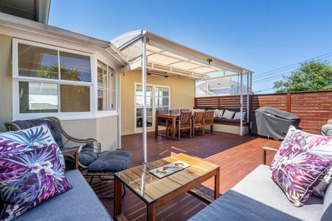 Photo of property in 1/22 Onepoto Road, Hauraki, Auckland, 0622