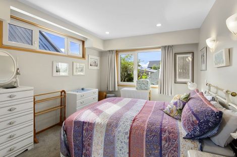 Photo of property in 27 Augusta Street, Redcliffs, Christchurch, 8081