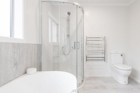 Photo of property in 27 Farnworth Terrace, Churton Park, Wellington, 6037