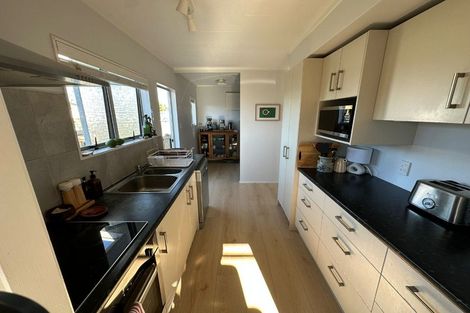 Photo of property in 25b Emerald Place, Papamoa Beach, Papamoa, 3118