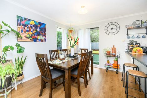 Photo of property in 83 Shamrock Street, Takaro, Palmerston North, 4412