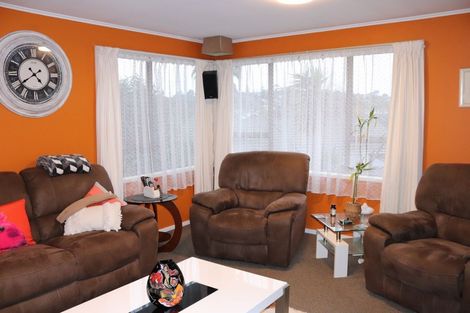 Photo of property in 17 Gerontius Glade, Torbay, Auckland, 0630