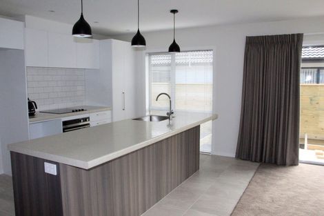 Photo of property in 15 Raymond Grace Avenue, Huapai, Kumeu, 0810