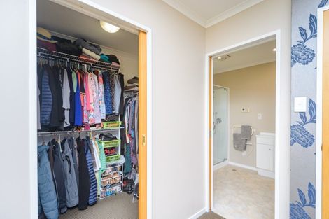 Photo of property in 189 Ruapehu Drive, Fitzherbert, Palmerston North, 4410