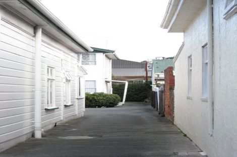 Photo of property in 100a Kilbirnie Crescent, Kilbirnie, Wellington, 6022