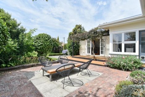 Photo of property in 42 Hinemoa Street, Spreydon, Christchurch, 8024