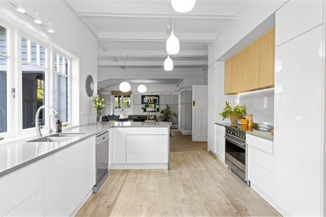 Photo of property in 326 River Road, Claudelands, Hamilton, 3214