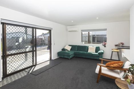 Photo of property in 2/68 Ottawa Road, Wainoni, Christchurch, 8061