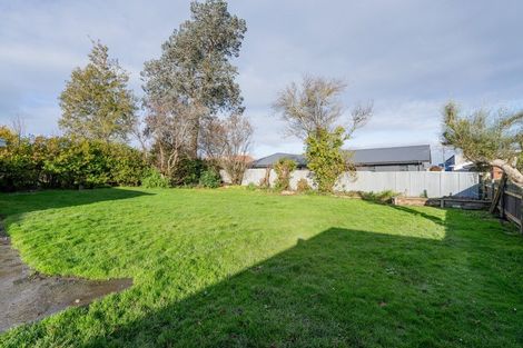 Photo of property in 15 Mary Street, Winton, 9720
