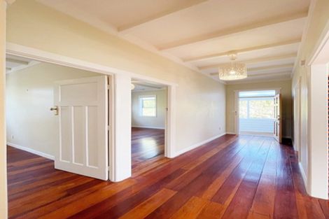 Photo of property in 1 Camden Road, Sandringham, Auckland, 1025