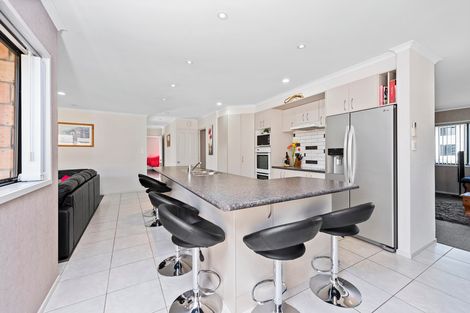 Photo of property in 31 Tomika Crescent, Papamoa Beach, Papamoa, 3118