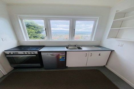 Photo of property in 14 Imperial Terrace, Melrose, Wellington, 6022